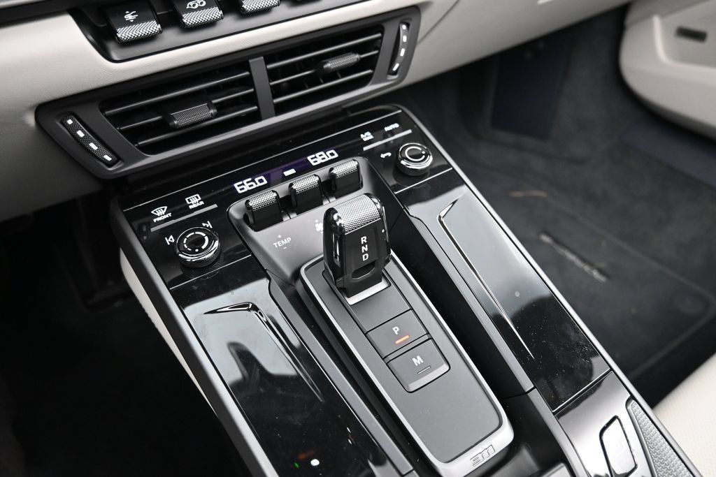 Certified 2026 Porsche 911 Carrera 4S AWD/4WD image 20