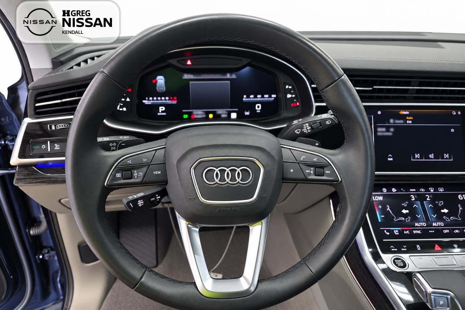 Used 2023 Audi Q7 3.0T Prestige AWD/4WD image 10