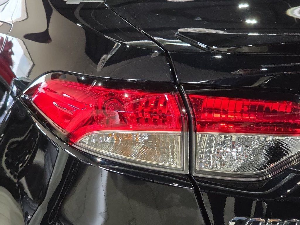 Certified 2026 Toyota Corolla SE FWD image 10