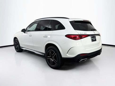 Used 2023 Mercedes-Benz GLC 300 4MATIC image 5