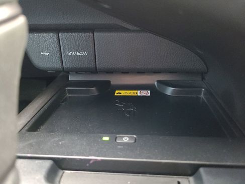 Used 2023 Toyota Camry SE w/ Audio Upgrade Package image 23