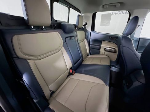 New 2026 Ford Maverick Lariat AWD/4WD image 16