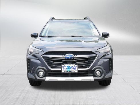 Used 2023 Subaru Outback Limited AWD/4WD image 2