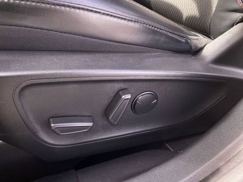 Used 2023 Ford Escape ST-Line FWD image 29
