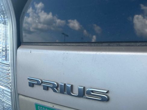 Used 2011 Toyota Prius Four w/ Navigation Pkg FWD image 30