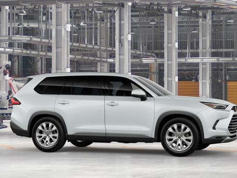 New 2026 Toyota Grand Highlander Limited image 13
