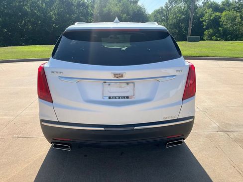 Used 2019 Cadillac XT5 FWD image 4