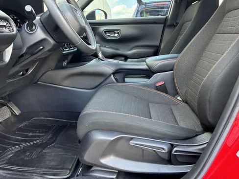 Used 2024 Honda HR-V Sport image 18