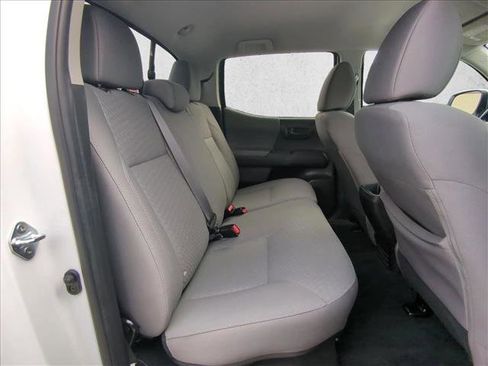 Certified 2022 Toyota Tacoma SR image 19