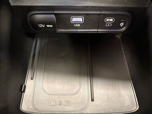 Used 2025 Kia Telluride EX X-Line AWD/4WD image 32