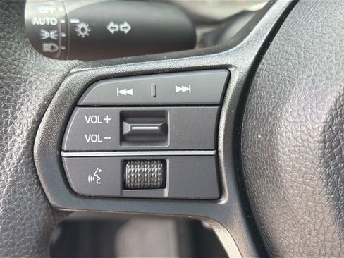 Used 2025 Honda Accord SE image 27