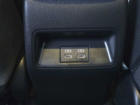 Used 2024 Toyota Corolla LE image 18