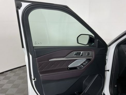 New 2026 Ford Explorer Platinum w/ LUX Leather Package image 15