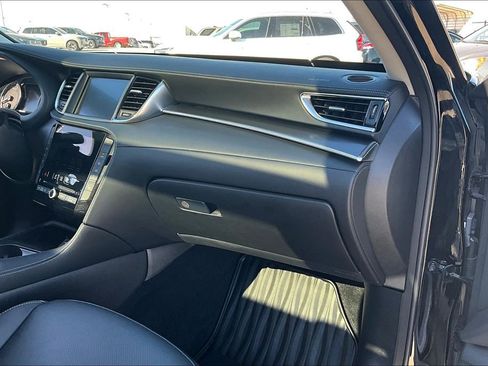 Certified 2025 INFINITI QX50 Luxe image 21