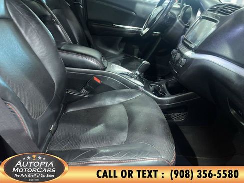 Used 2014 Dodge Journey R/T w/ Flexible Seating Group AWD/4WD image 11