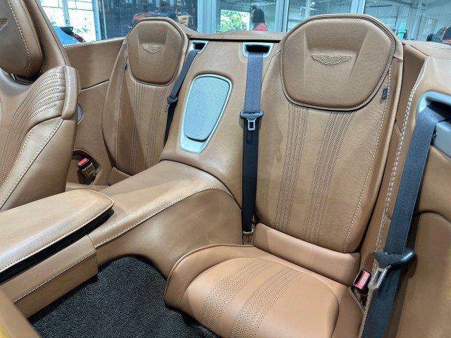 Used 2019 Aston Martin DB11 Volante RWD image 59