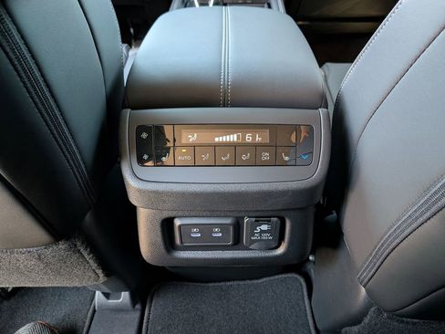 New 2026 Nissan Pathfinder Platinum w/ Cargo Package image 22