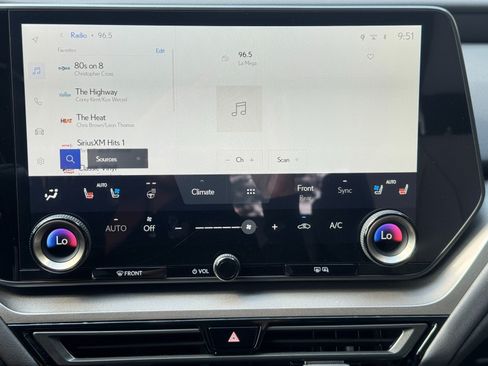 Used 2026 Lexus TX 500h AWD w/ Technology Package image 26