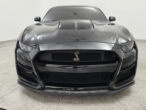 Used 2020 Ford Mustang Shelby GT500 w/ Technology Package RWD image 9