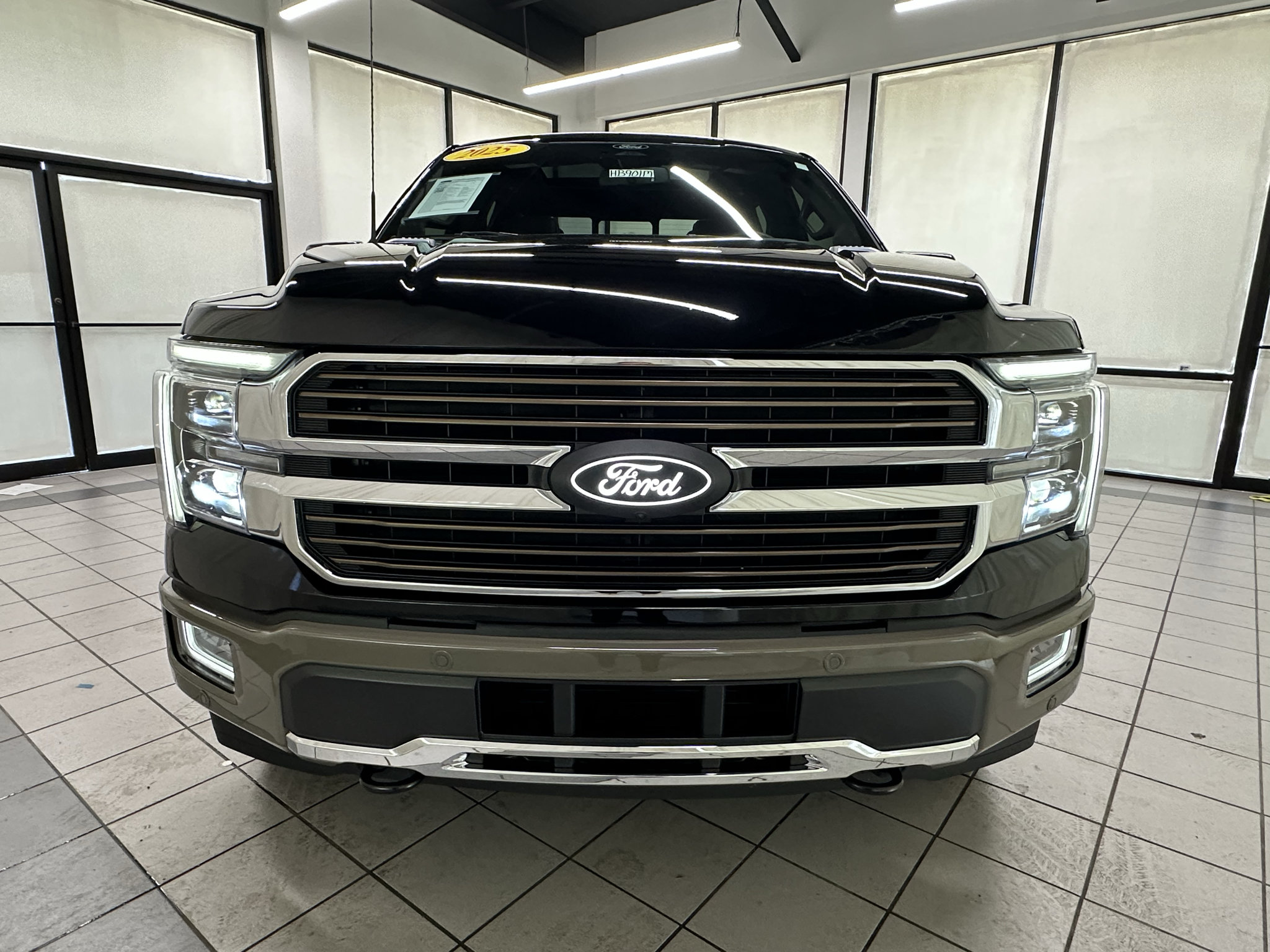 Used 2025 Ford F150 King Ranch AWD/4WD image 11