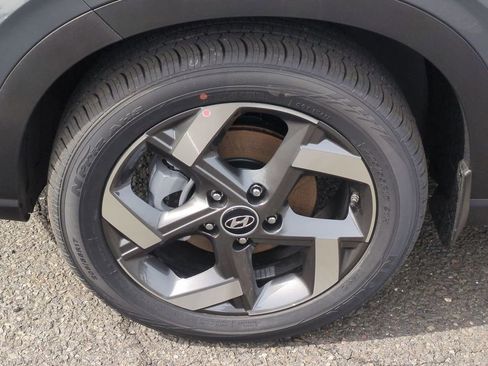 New 2026 Hyundai Venue SEL FWD image 9