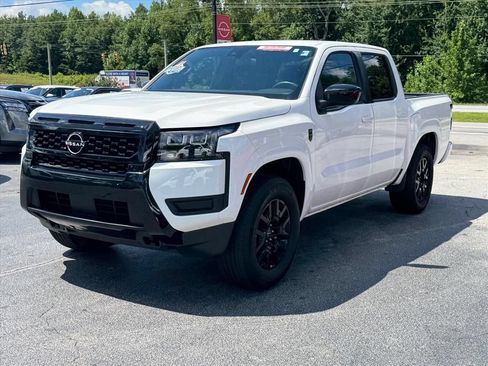 Certified 2026 Nissan Frontier SV RWD image 7