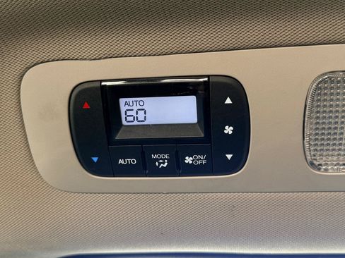 Used 2015 Honda Odyssey EX-L image 17