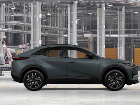 New 2026 Toyota C-HR AWD/4WD image 14