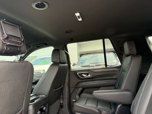 Used 2021 Chevrolet Tahoe LT RWD image 16