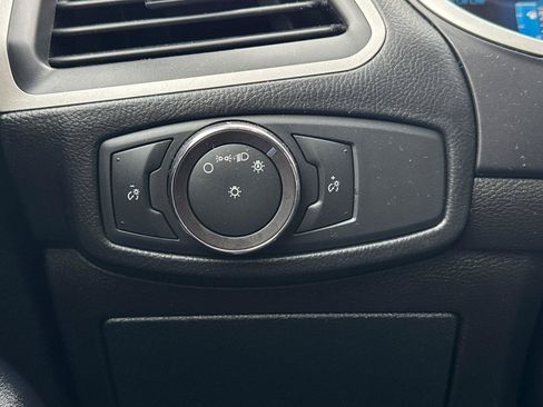 Used 2018 Ford Edge SEL w/ Equipment Group 201A FWD image 30