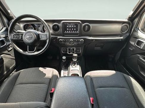 Used 2021 Jeep Wrangler Unlimited Sport AWD/4WD image 12