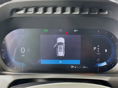 Used 2025 Volvo XC90 B6 Plus w/ Protection Package Premier image 13