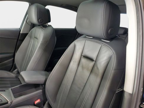 Used 2021 Audi A4 2.0T Premium w/ Convenience Package image 12