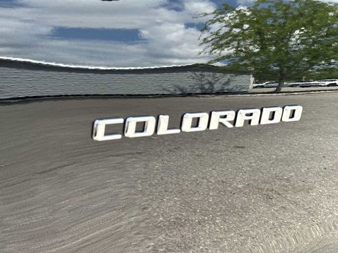 New 2026 Chevrolet Colorado ZR2 w/ Technology Package AWD/4WD image 11