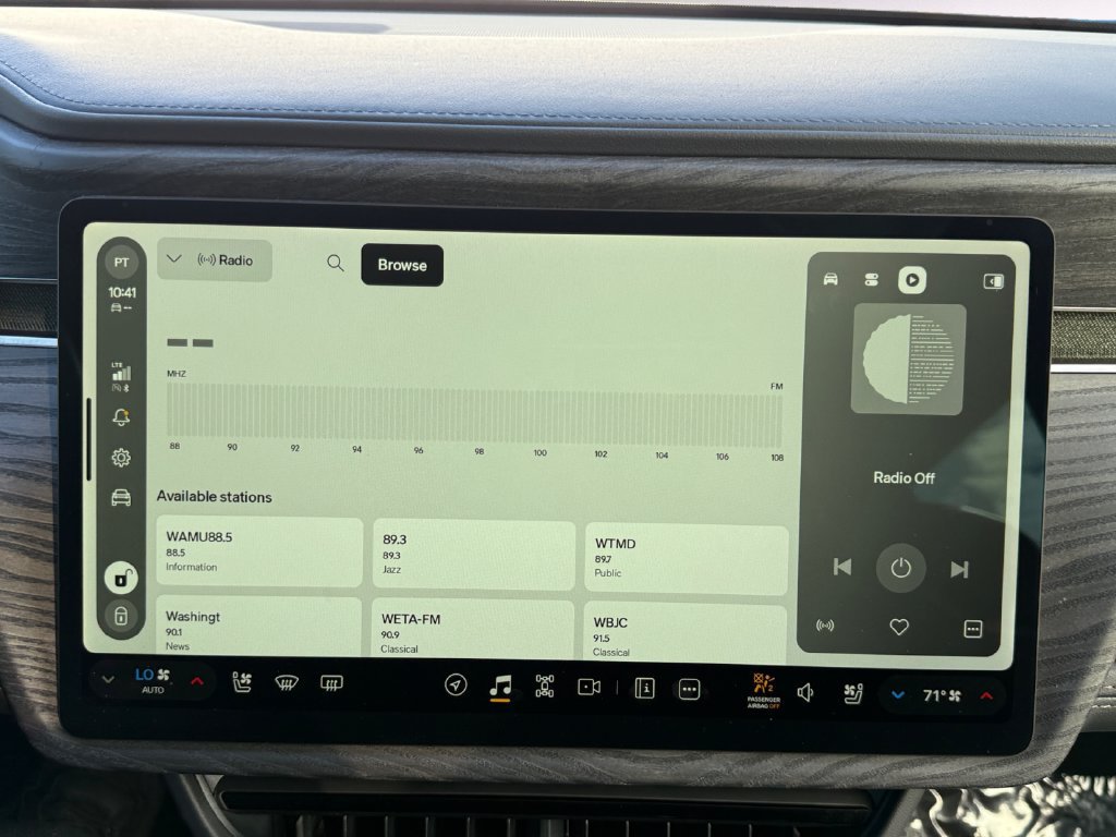 Used 2022 Rivian R1S Launch Edition Quad AWD/4WD image 14