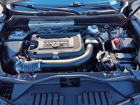 Used 2024 Cadillac XT4 Premium Luxury image 22