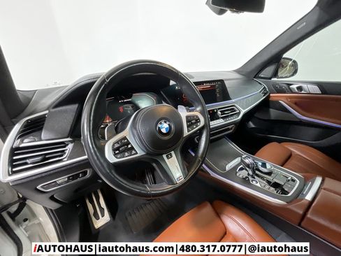 Used 2022 BMW X7 M50i image 18