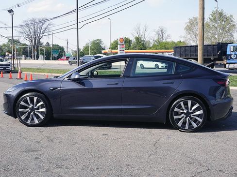 Used 2024 Tesla Model 3 Standard Range RWD image 16