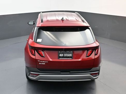 Used 2025 Hyundai Tucson SEL FWD image 16