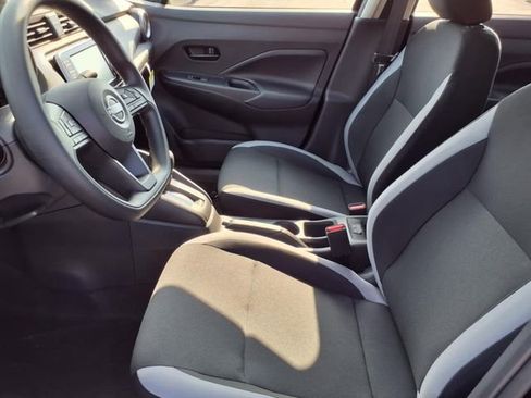 Used 2025 Nissan Versa S w/ Trunk Package FWD image 11