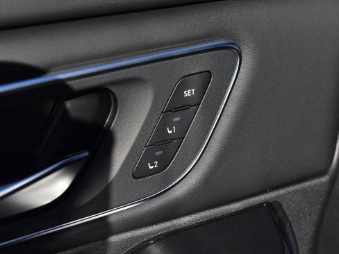 New 2026 Nissan Rogue Platinum image 10