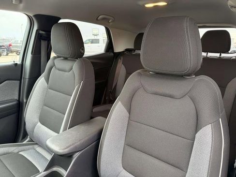 Used 2024 Chevrolet TrailBlazer LS w/ LS Convenience Package image 11