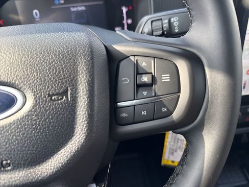 Used 2025 Ford Ranger XLT w/ Trailer Tow Package image 14