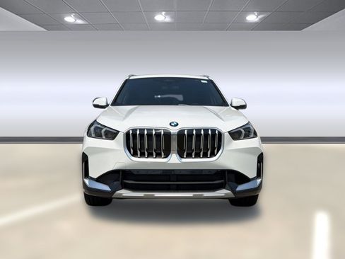 Used 2026 BMW X1 xDrive28i w/ Convenience Package AWD/4WD image 5