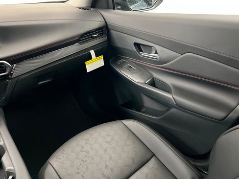 New 2026 Nissan Sentra SR image 10