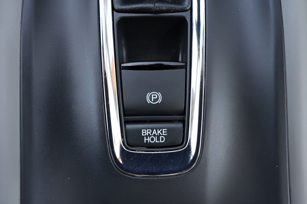 Used 2019 Honda HR-V EX-L image 32