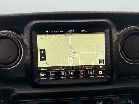 Used 2023 Jeep Gladiator Sport AWD/4WD image 28