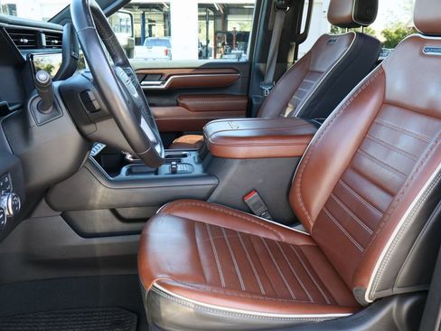 Used 2024 GMC Sierra 2500 Denali Ultimate image 24