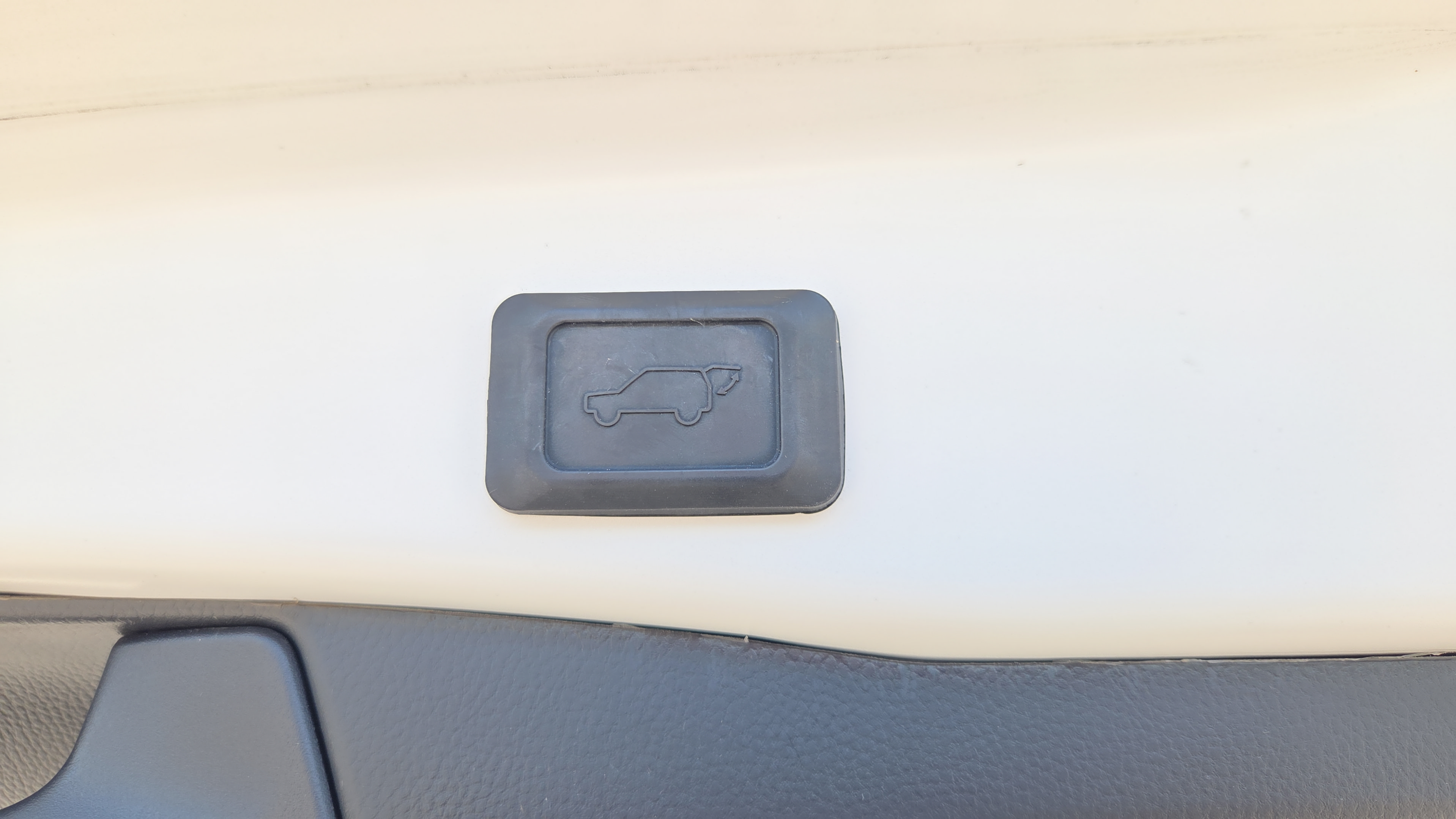 Certified 2023 Toyota RAV4 XLE Premium AWD/4WD image 10
