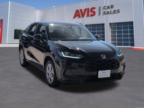 Used 2025 Honda HR-V LX image 3